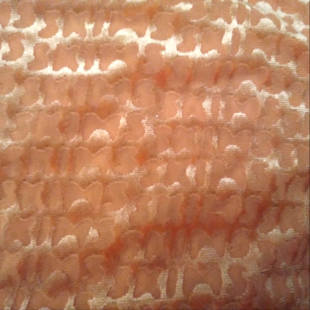 NWT XL SKIMS LOGO Kim Kardashian Velvet Sleeveless Bodysuit Peach XL - Picture 2 of 3